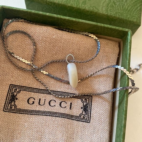 Gucci Necklace with mother of pearl pendant in 925 sterling silver - Picture 9 of 10